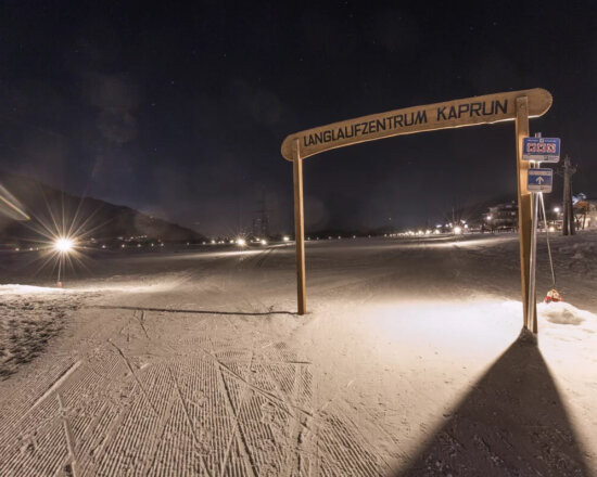 Langlaufloipe in Kaprun bei Nacht