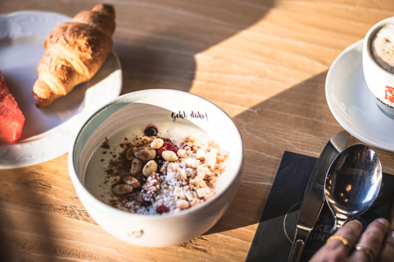 Joghurt, Frühstück im Hotel Falkenstein in Kaprun