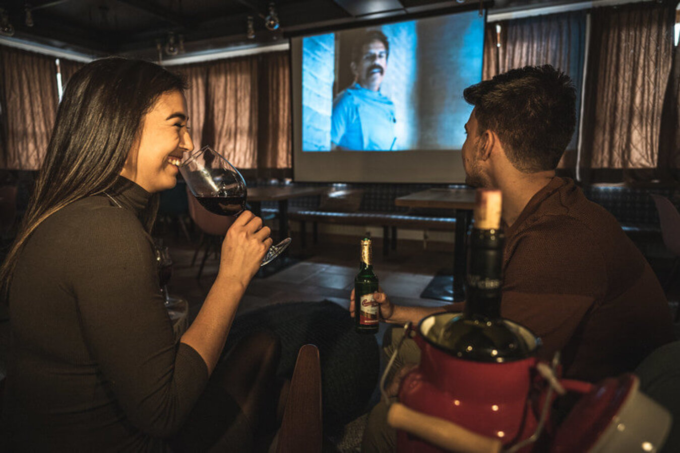 Kino & Rotwein